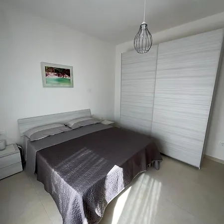 Casa Vacanze La Maddalena Апартаменты Ла-Маддалена
